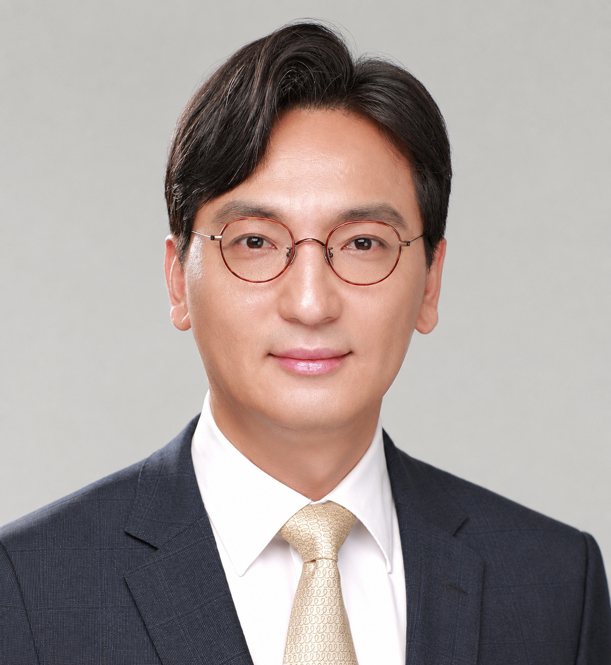 장진석